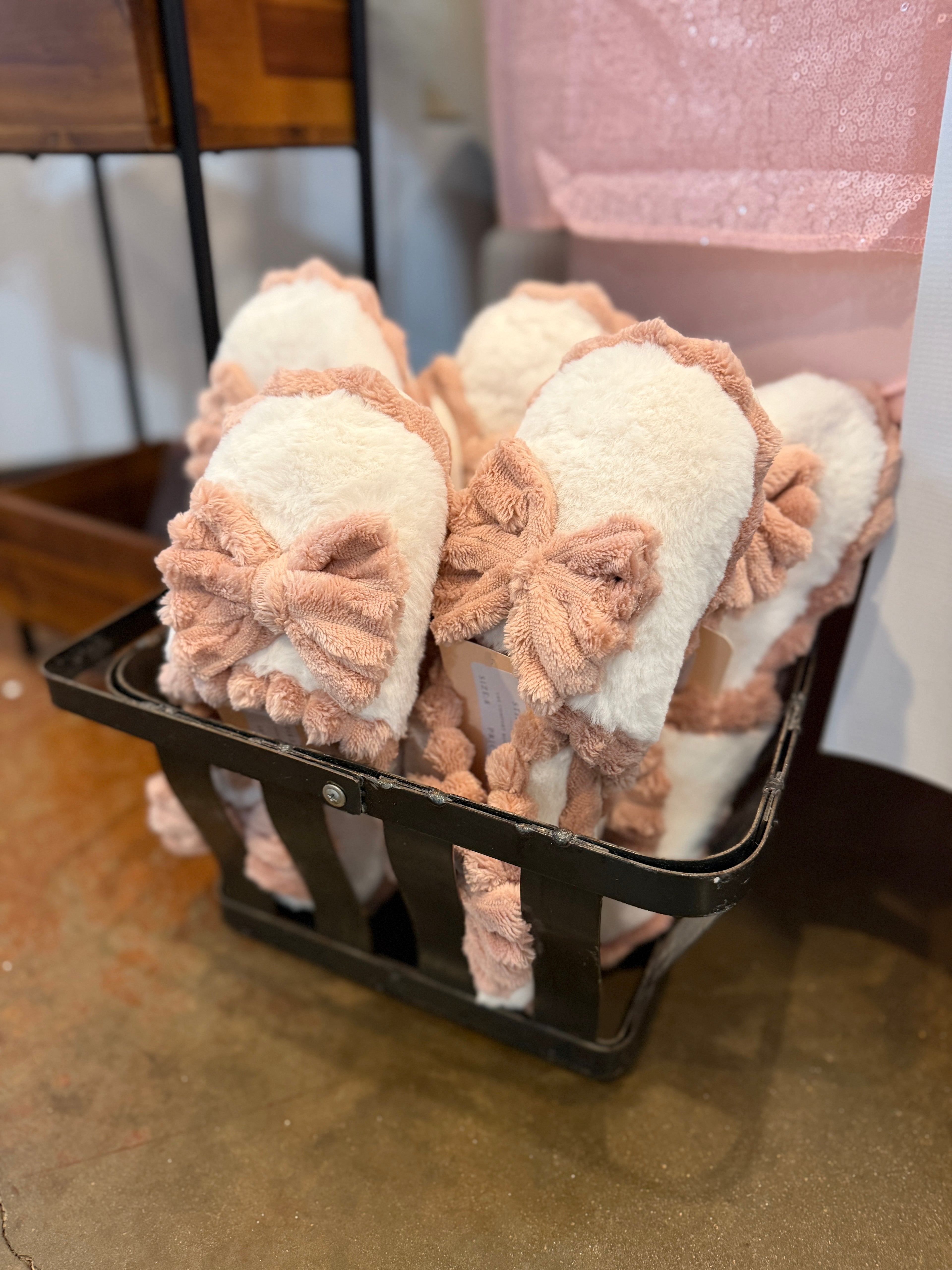 The Comfort Bow Slippers