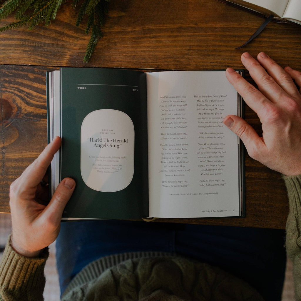 Awakening Wonder | Experiencing the Nearness of Jesus | 2025 Daily Grace Advent Study - Mens